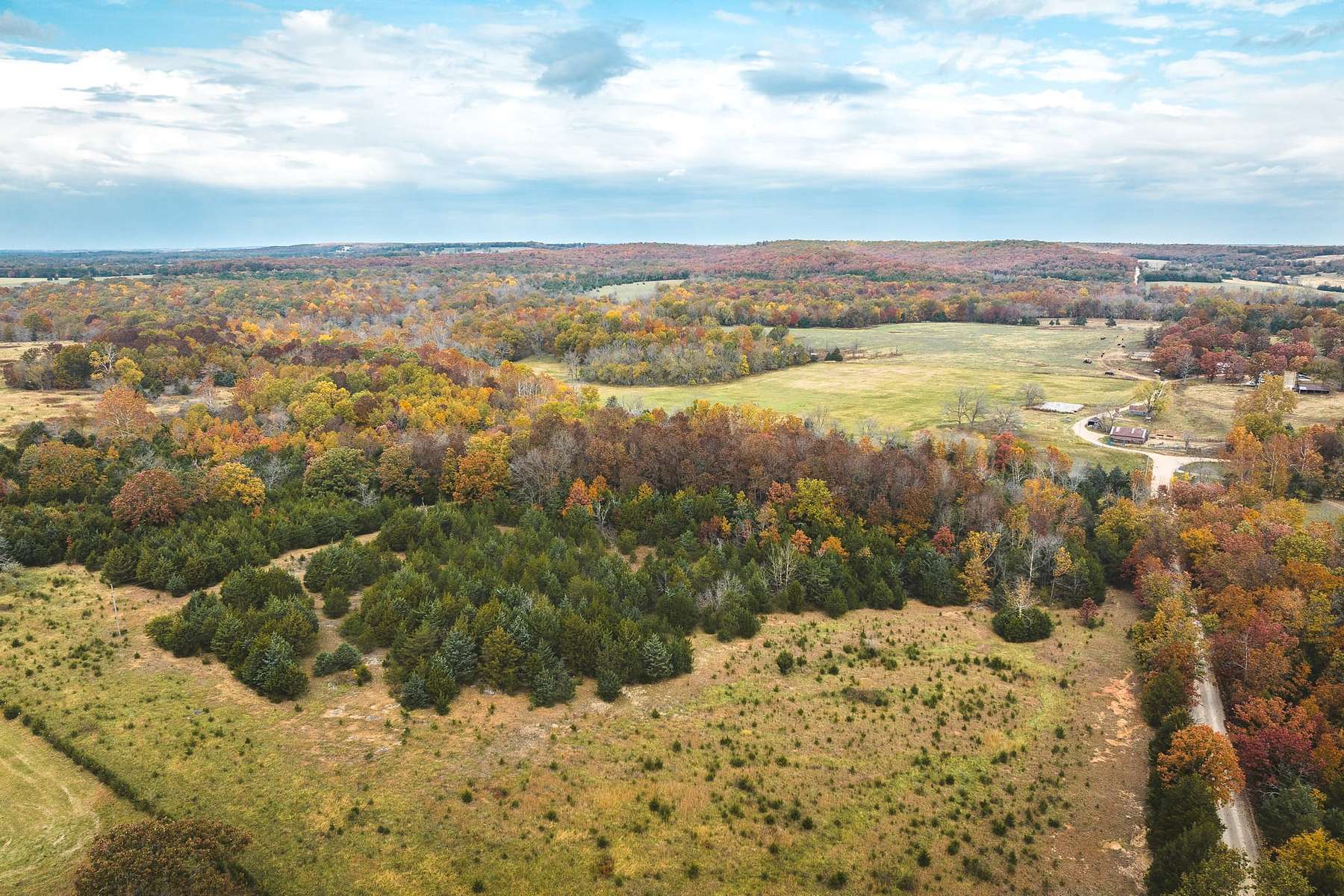 557 Acres of Recreational Land & Farm for Sale in Richland, Missouri