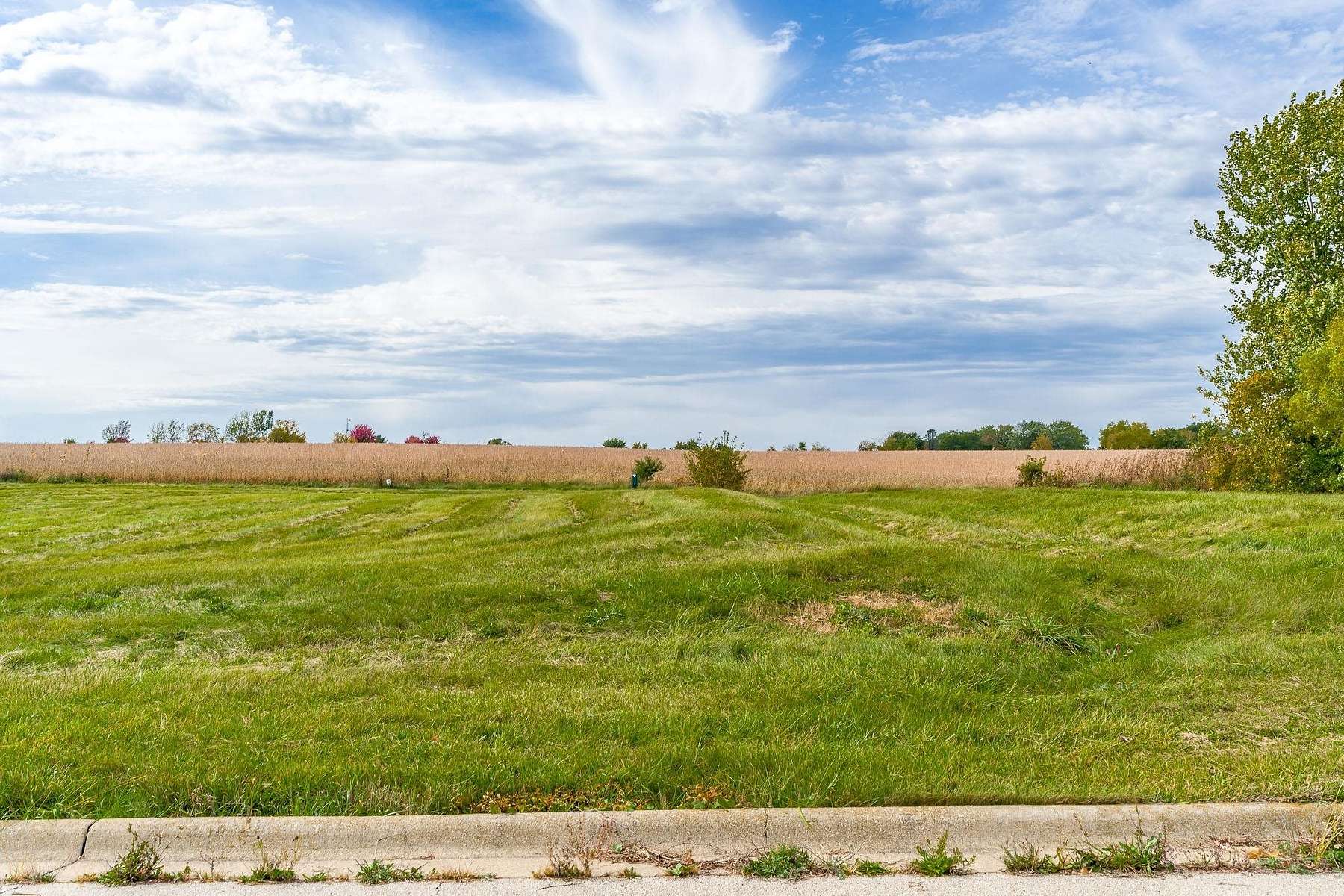0.32 Acres of Land for Sale in Rockford, Illinois