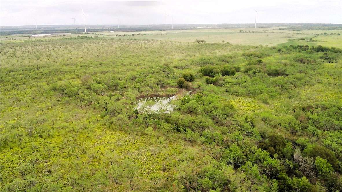 195 Acres of Agricultural Land for Sale in Axtell, Texas