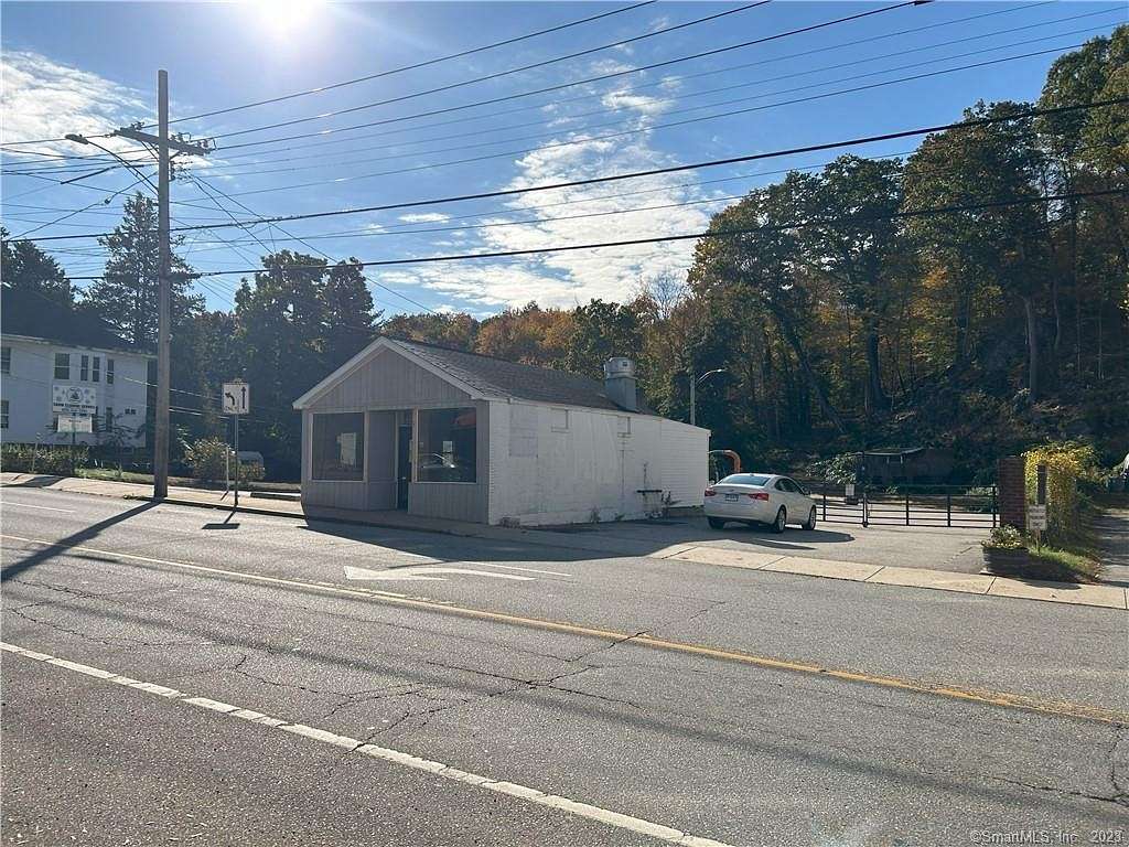 2.5 Acres of Improved Mixed-Use Land for Sale in Norwich, Connecticut