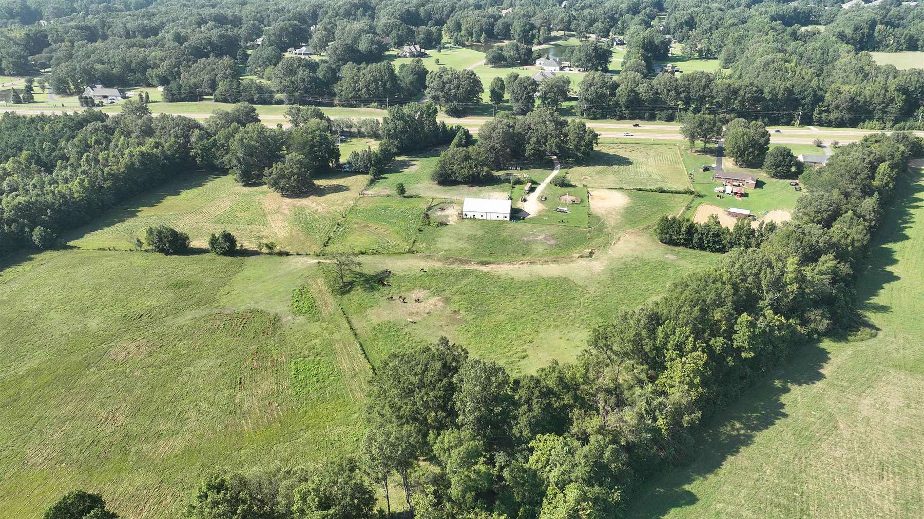 39.6 Acres of Land for Sale in Oakland, Tennessee