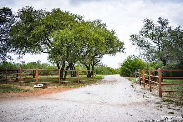 45.9 Acres of Land with Home for Sale in Pettus, Texas