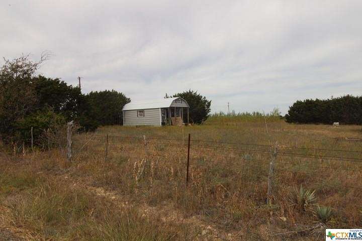 10.1 Acres of Improved Land for Sale in Gatesville, Texas