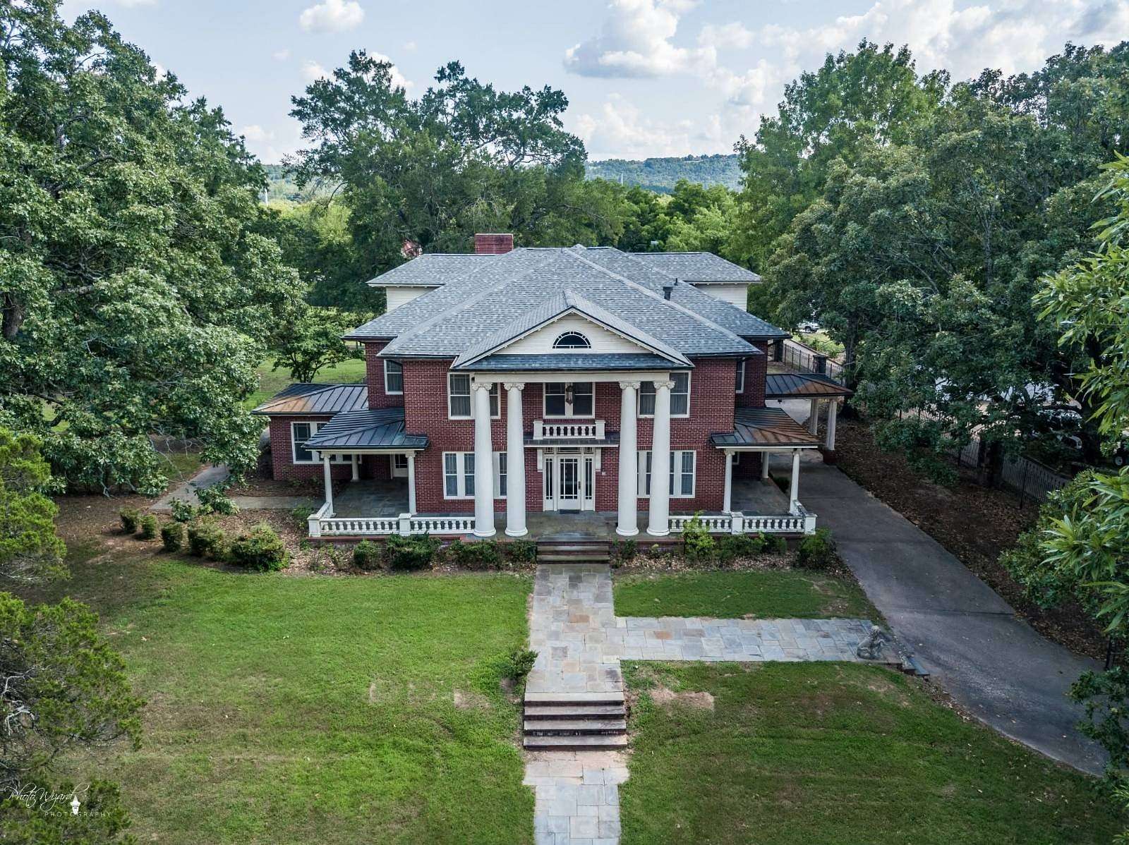2.5 Acres of Land with Home for Sale in Paris, Arkansas