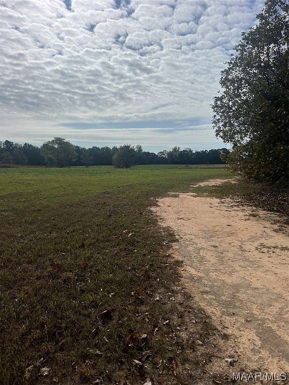 10 Acres of Land for Sale in Wetumpka, Alabama