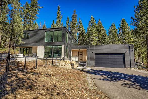 7.7 Acres of Residential Land with Home for Sale in Truckee, California