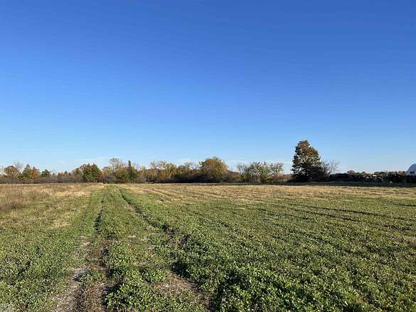 11.8 Acres of Land for Sale in Cottrellville Township, Michigan