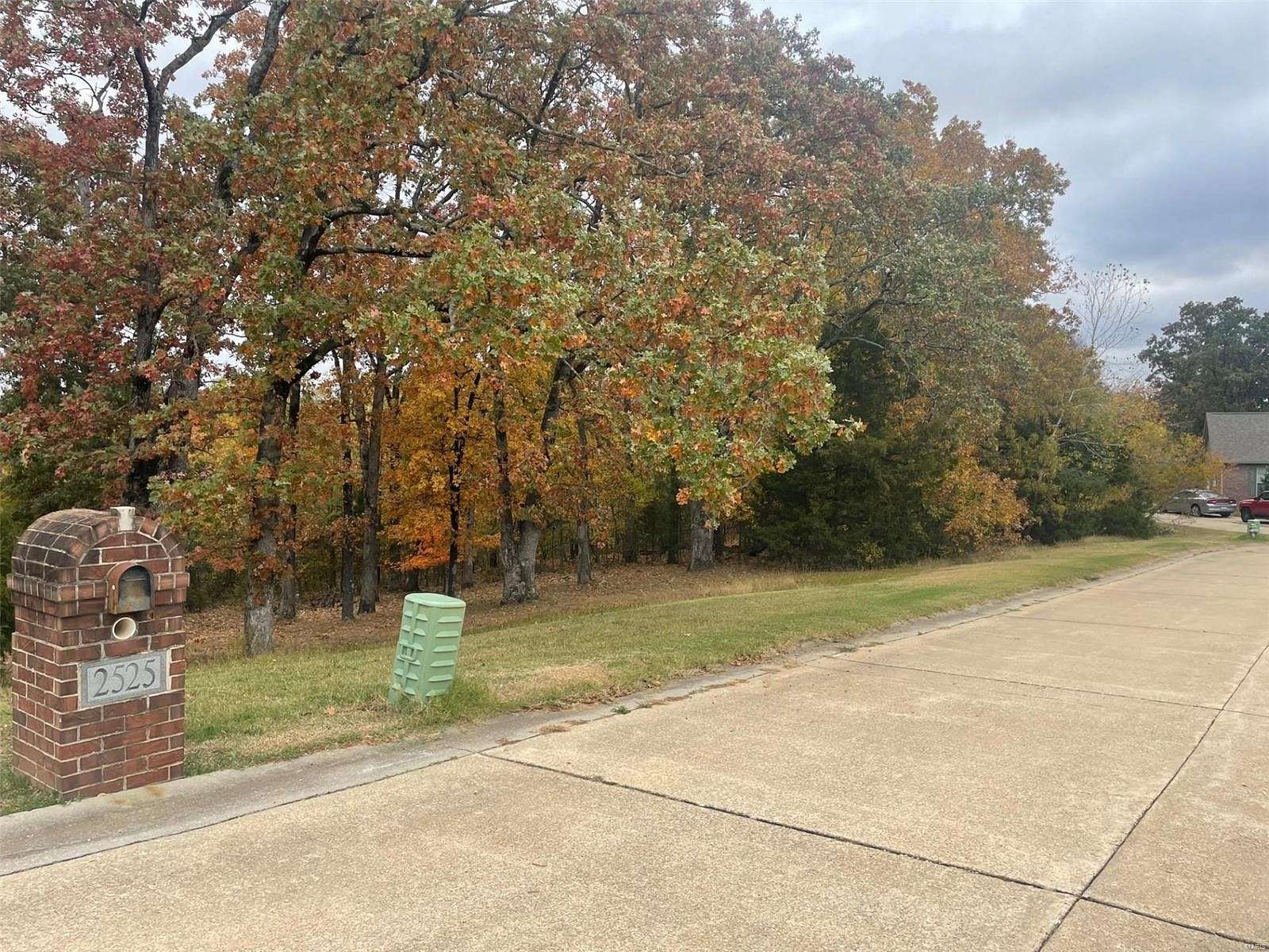 0.45 Acres of Residential Land for Sale in Poplar Bluff, Missouri