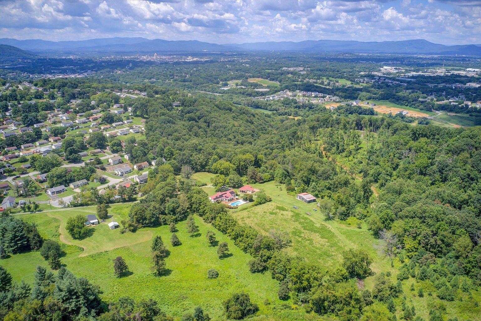 13.2 Acres of Land for Sale in Vinton, Virginia