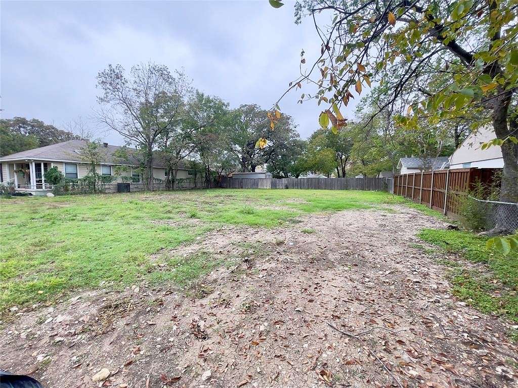 0.18 Acres of Improved Residential Land for Sale in Irving, Texas
