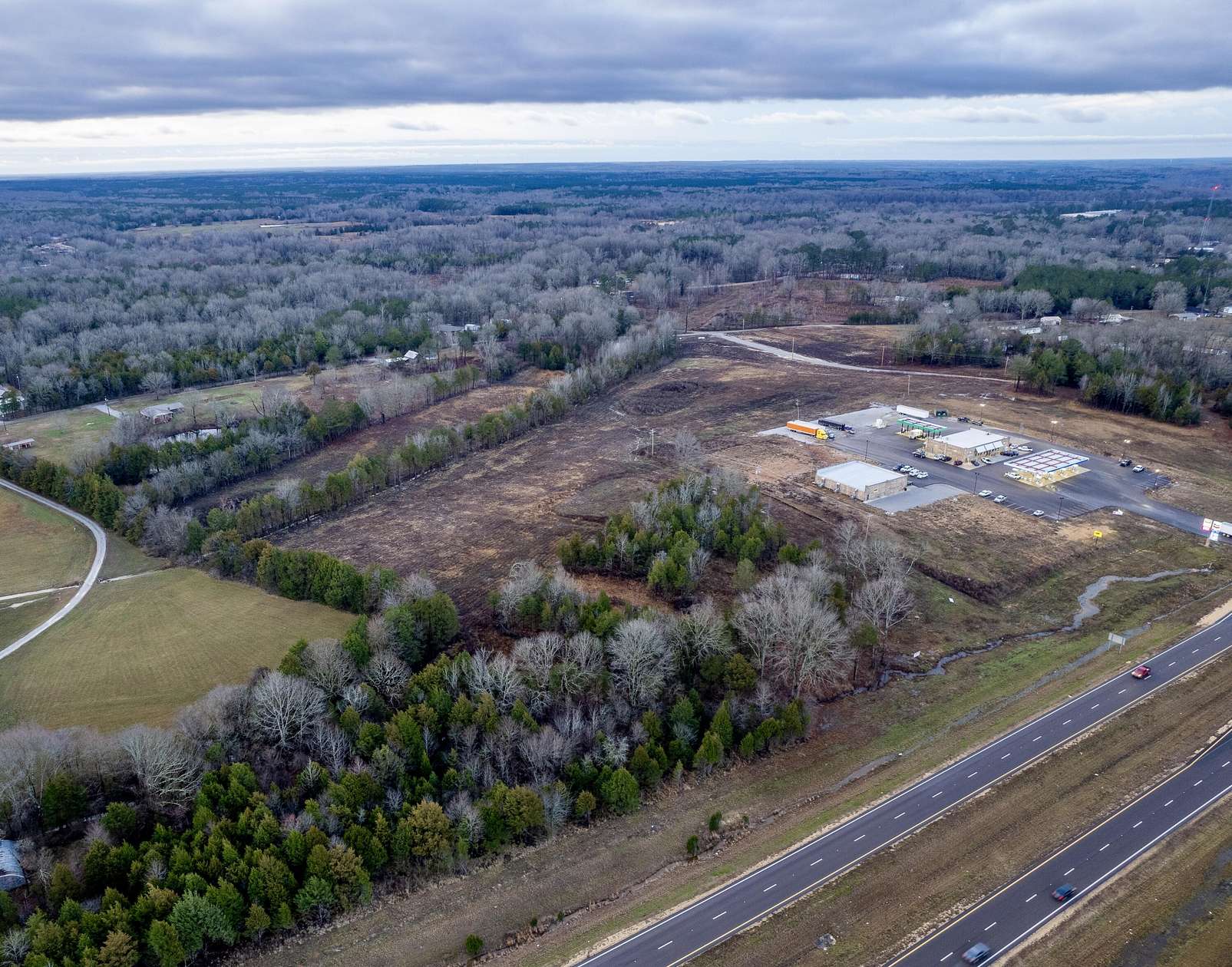 39 Acres of Mixed-Use Land for Sale in Guntown, Mississippi