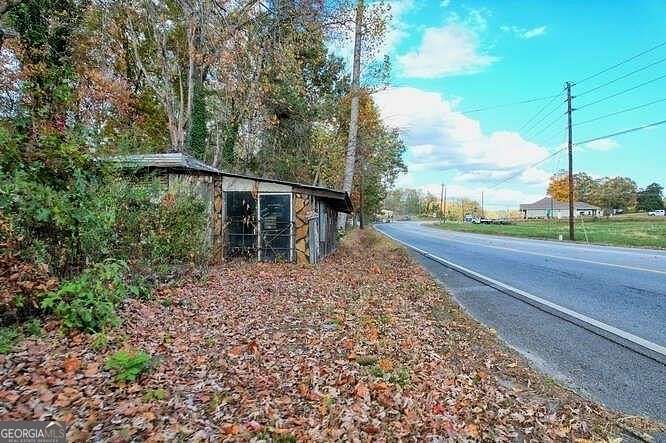 0.3 Acres of Commercial Land for Sale in Clarkesville, Georgia