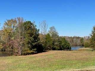 2 Acres of Residential Land for Sale in Paris, Tennessee