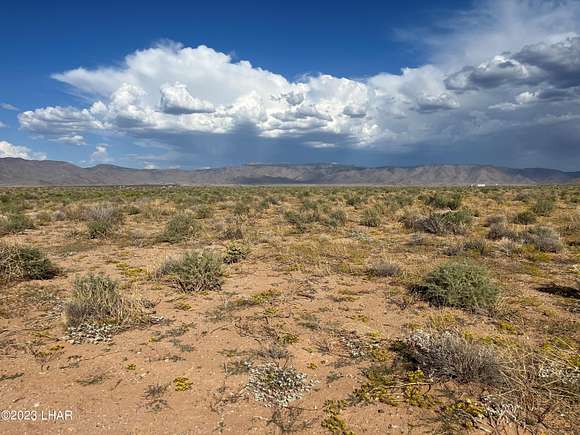37.8 Acres of Land for Sale in Kingman, Arizona