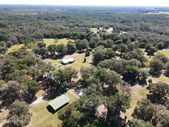 21 Acres of Agricultural Land with Home for Sale in Seville, Florida
