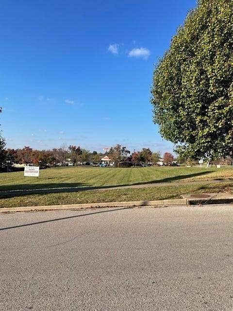 0.78 Acres of Commercial Land for Sale in Richmond, Kentucky