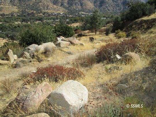 1 Acre of Land for Sale in Kernville, California