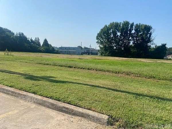 3.1 Acres of Improved Residential Land for Sale in Hope, Arkansas