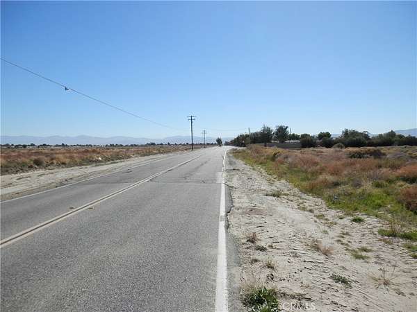4.58 Acres of Land for Sale in Lancaster, California