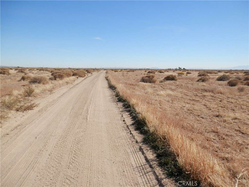 10.1 Acres of Land for Sale in Antelope Acres, California