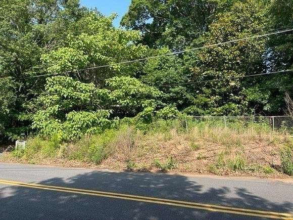 0.66 Acres of Improved Land for Sale in Vinings, Georgia