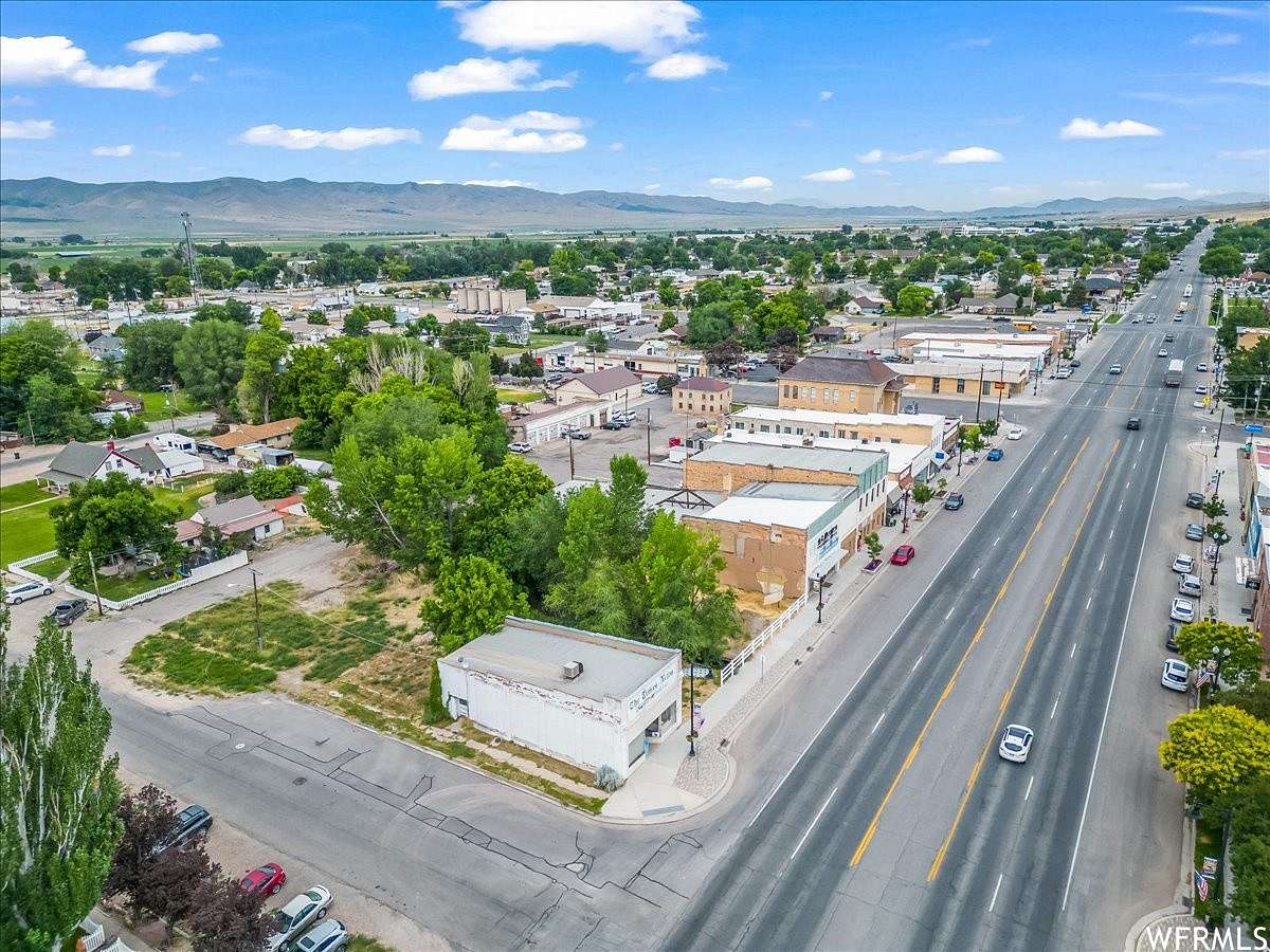 0.42 Acres of Commercial Land for Sale in Nephi, Utah