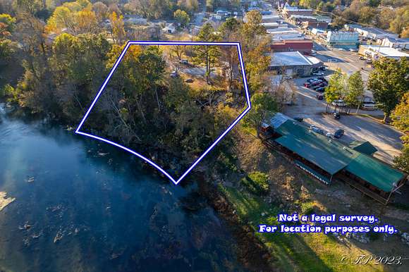 2 Acres of Improved Mixed-Use Land for Sale in Mammoth Spring, Arkansas
