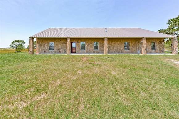 9.2 Acres of Land with Home for Sale in Bellevue, Texas