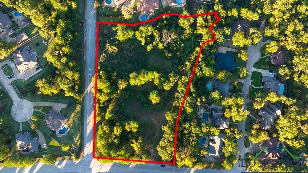 5.7 Acres of Land for Sale in Longview, Texas
