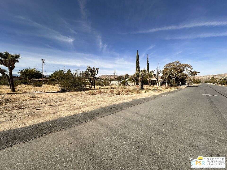 0.43 Acres of Residential Land for Sale in Yucca Valley, California