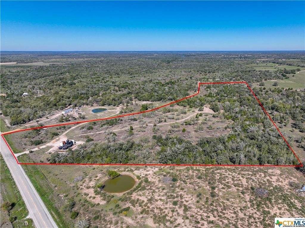 29.2 Acres of Agricultural Land for Sale in Flatonia, Texas