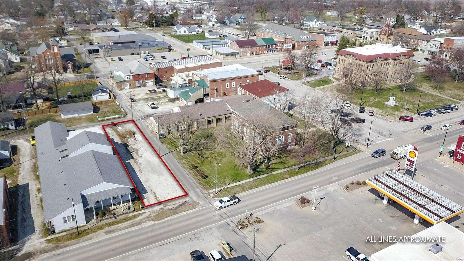 0.083 Acres of Mixed-Use Land for Sale in Carrollton, Illinois