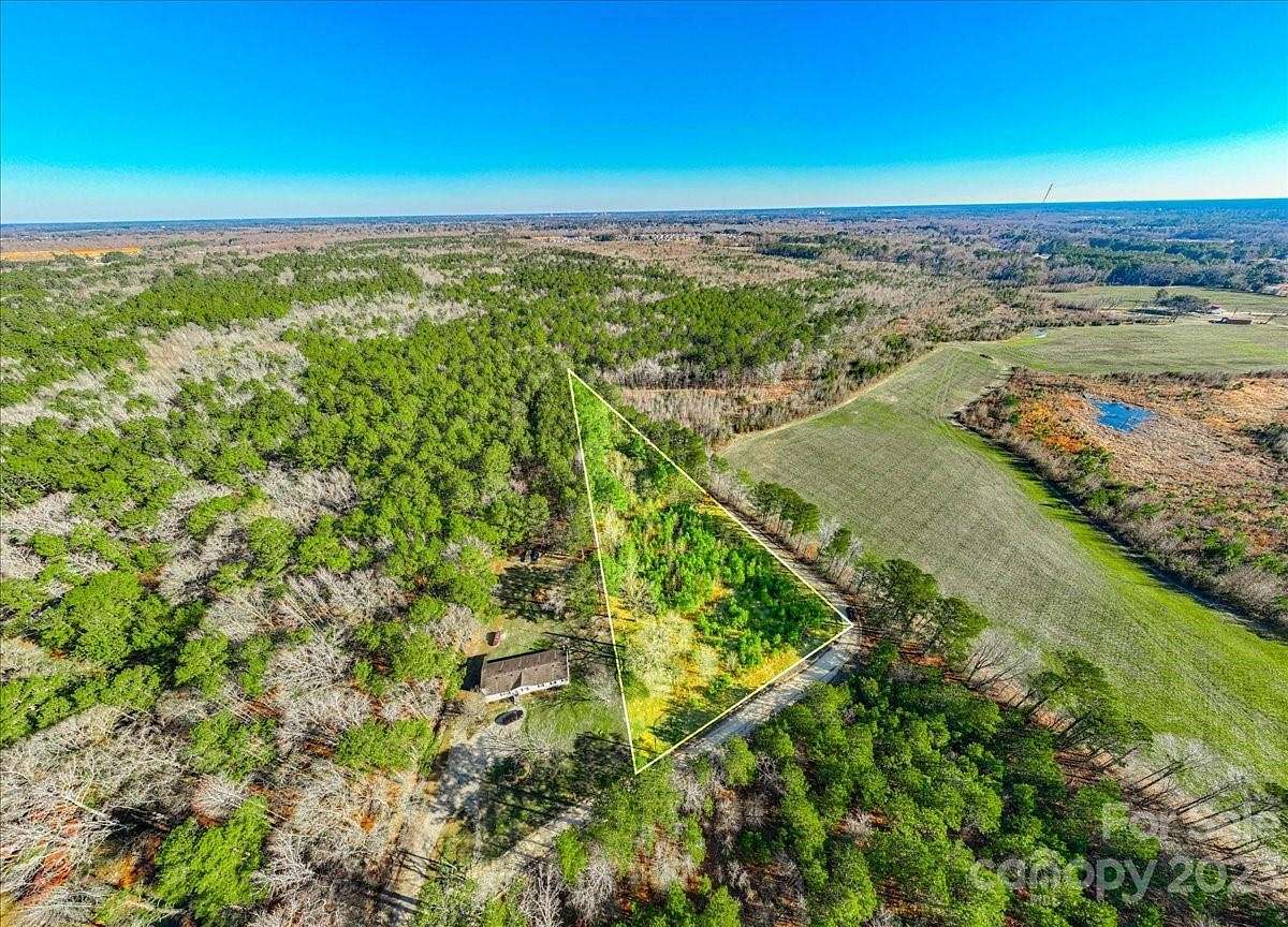2.2 Acres of Residential Land for Sale in Effingham, South Carolina