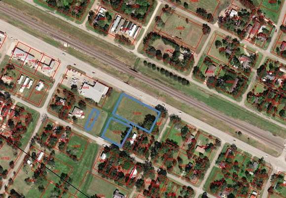 1.5 Acres of Land for Sale in Wallis, Texas