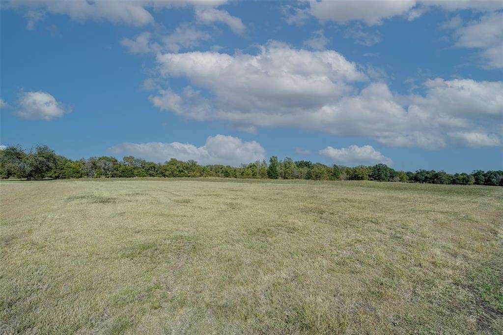 6.7 Acres of Residential Land for Sale in Farmersville, Texas