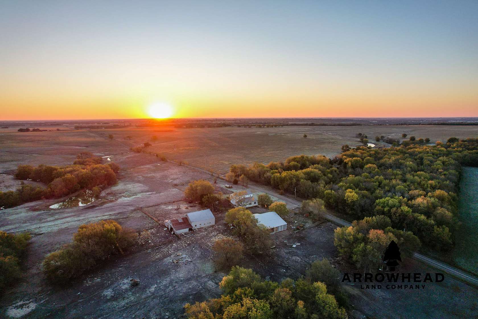 160 Acres of Land with Home for Sale in Welch, Oklahoma