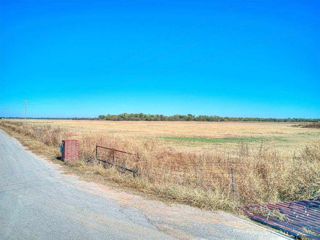 80 Acres of Agricultural Land for Sale in Pauls Valley, Oklahoma