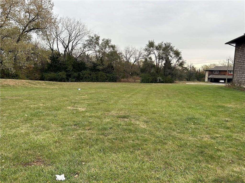 2.107 Acres of Land for Sale in Kansas City, Kansas