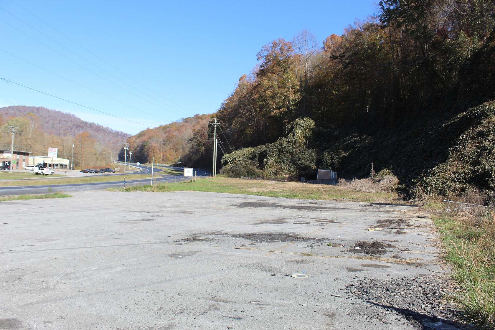 3.76 Acres of Commercial Land for Sale in Middlesboro, Kentucky