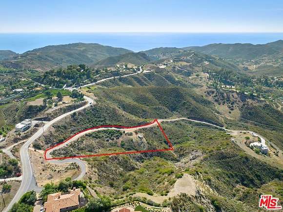 3.545 Acres of Land for Sale in Malibu, California