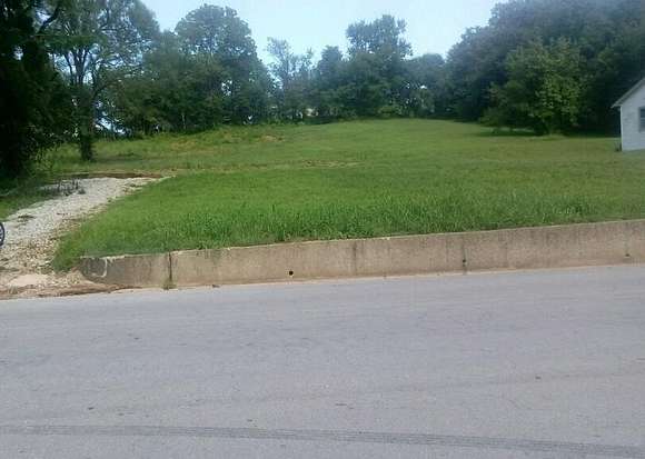 1.1 Acres of Residential Land for Sale in West Plains, Missouri