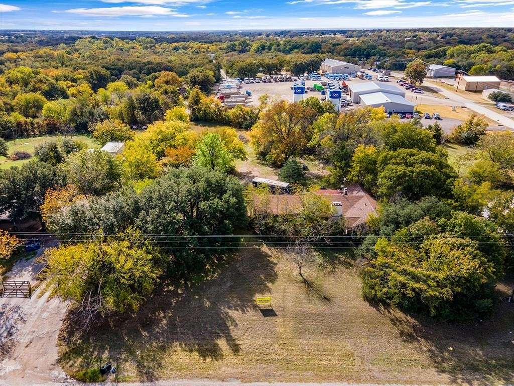 2.1 Acres of Improved Mixed-Use Land for Sale in Weatherford, Texas
