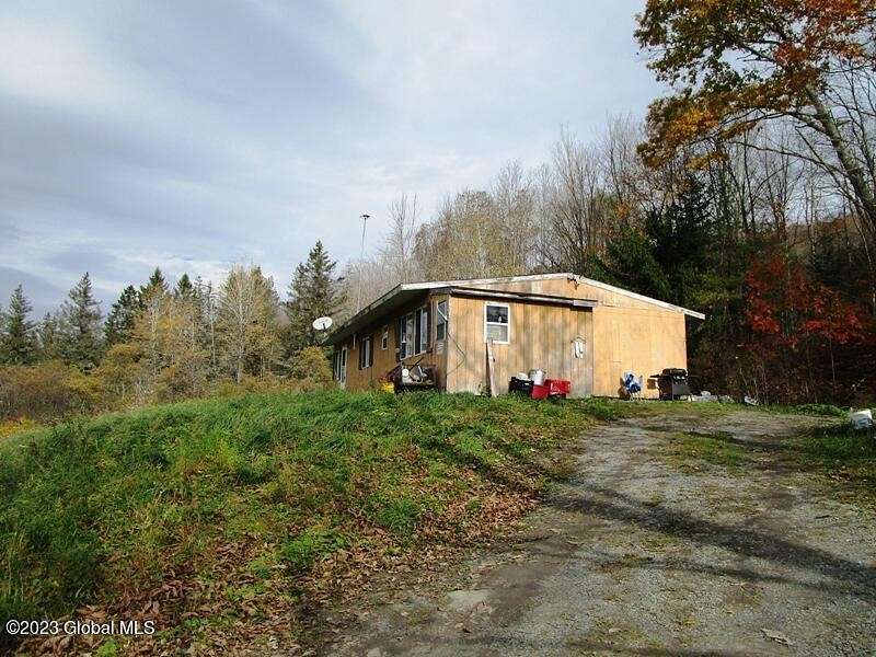 81.6 Acres of Land with Home for Sale in Fulton Town, New York