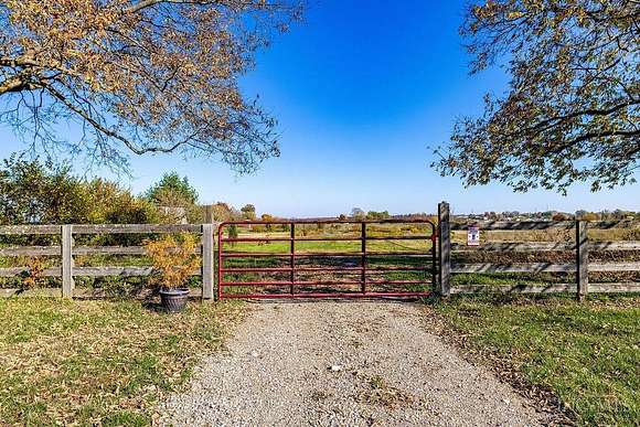16 Acres of Recreational Land for Sale in Hanover Township, Ohio