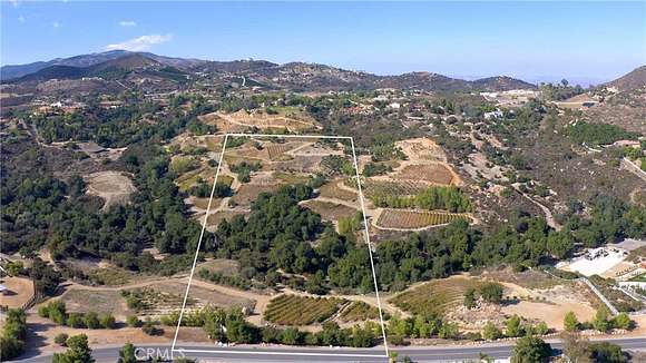 10.2 Acres of Land for Sale in Murrieta, California