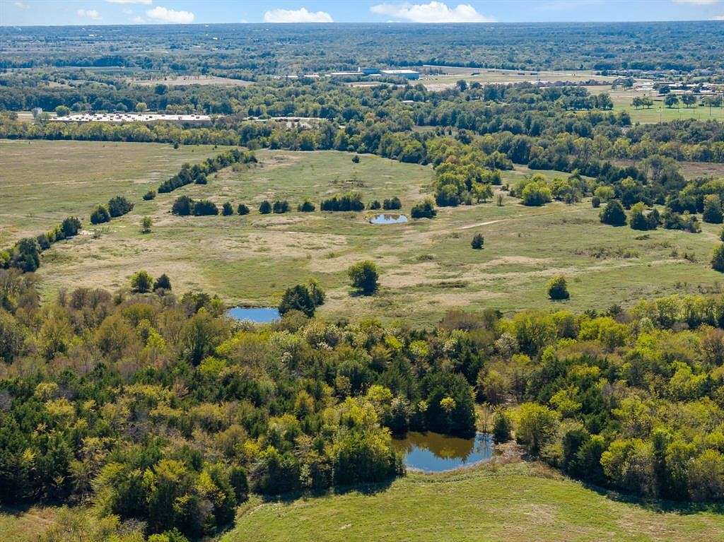 198 Acres of Land for Sale in Commerce, Texas