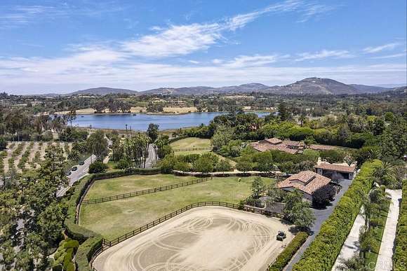 5.5 Acres of Land with Home for Sale in Rancho Santa Fe, California