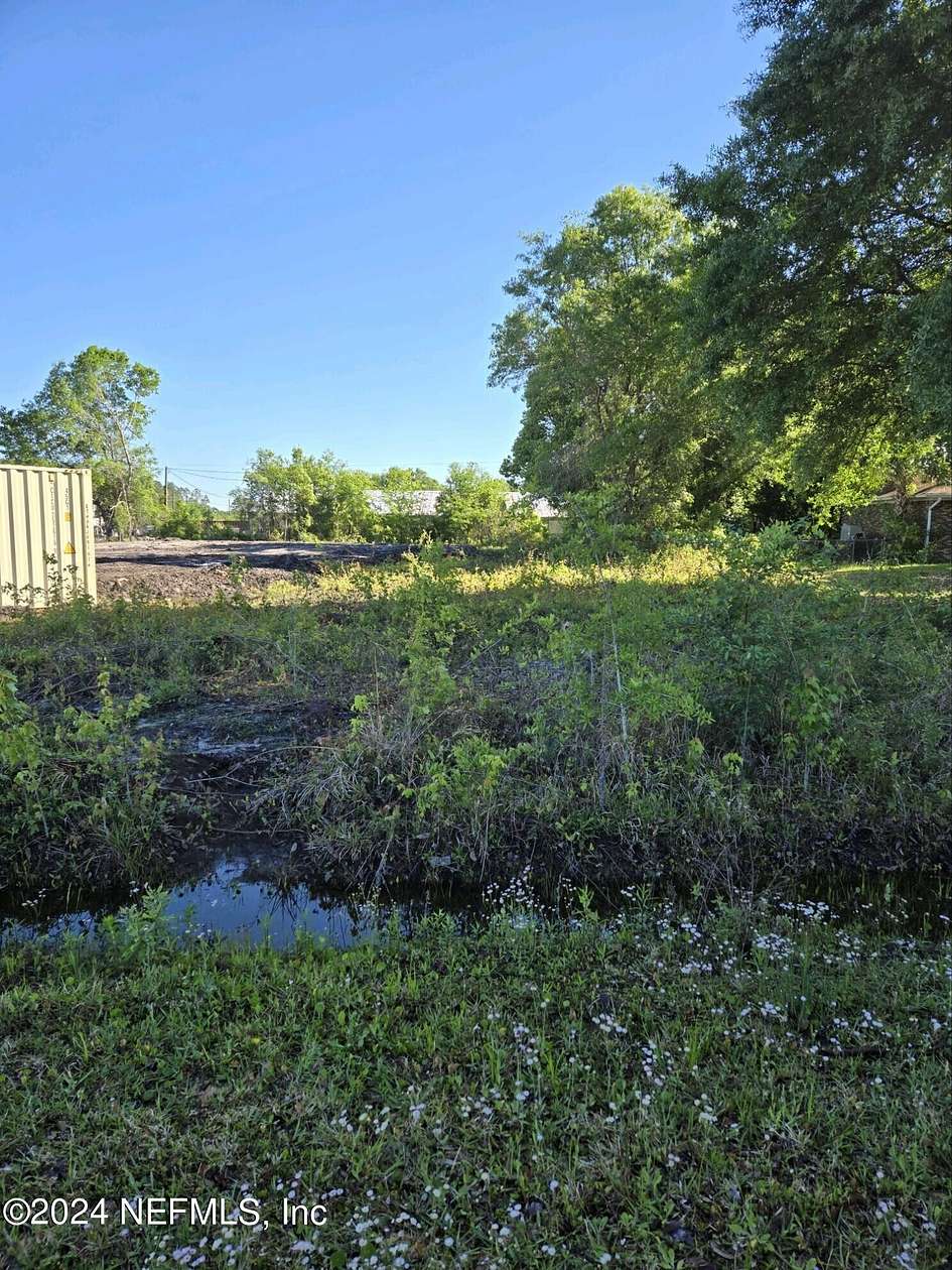 0.74 Acres of Commercial Land for Sale in Starke, Florida