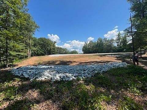 0.97 Acres of Residential Land for Sale in Hartwell, Georgia