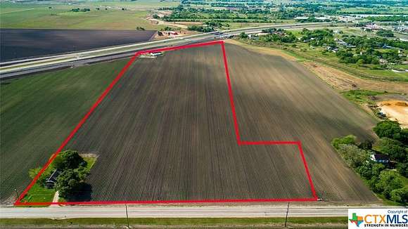 22 Acres of Commercial Land for Sale in El Campo, Texas